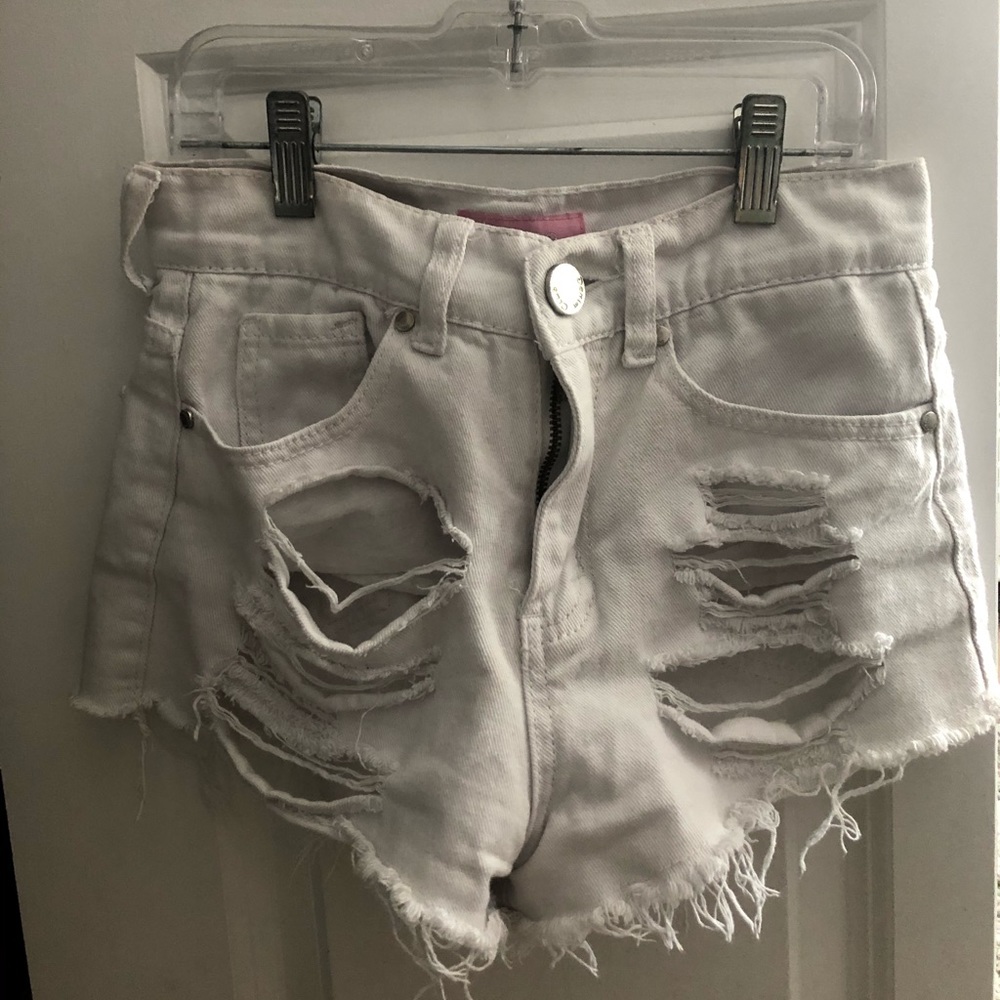 white distressed denim short shorts